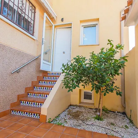 159 Cozy Adosado Alicante-holiday Torrevieja