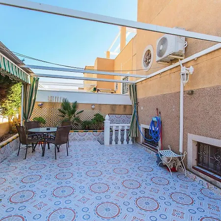 Σπίτι διακοπών 159 Cozy Adosado Alicante-holiday Τορεβιέχα