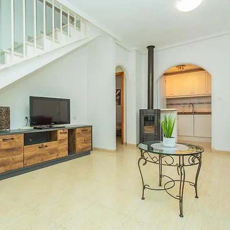 Semesterbostad 159 Cozy Adosado Alicante-holiday Torrevieja