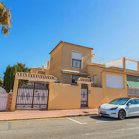 159 Cozy Adosado Alicante-holiday Semesterbostad