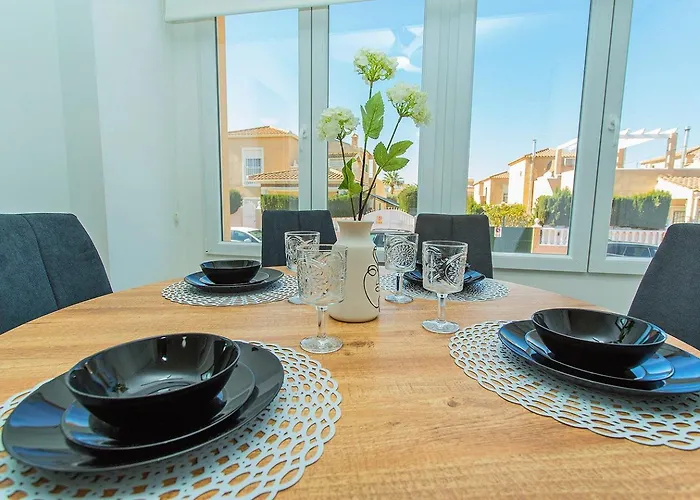 159 Cozy Adosado Alicante-holiday * Torrevieja