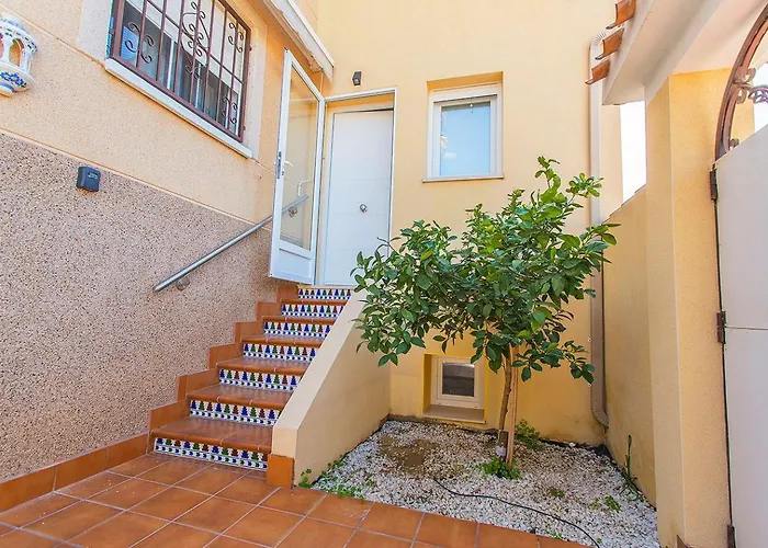 159 Cozy Adosado Alicante-holiday Torrevieja